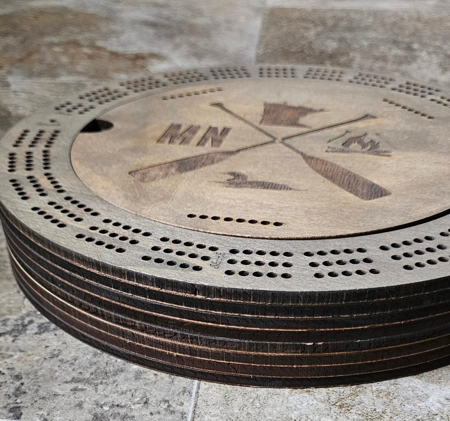 Round Cribbage Board